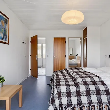 Apartamento Sct Knudsborg - 12D - Apartment On The Beach *